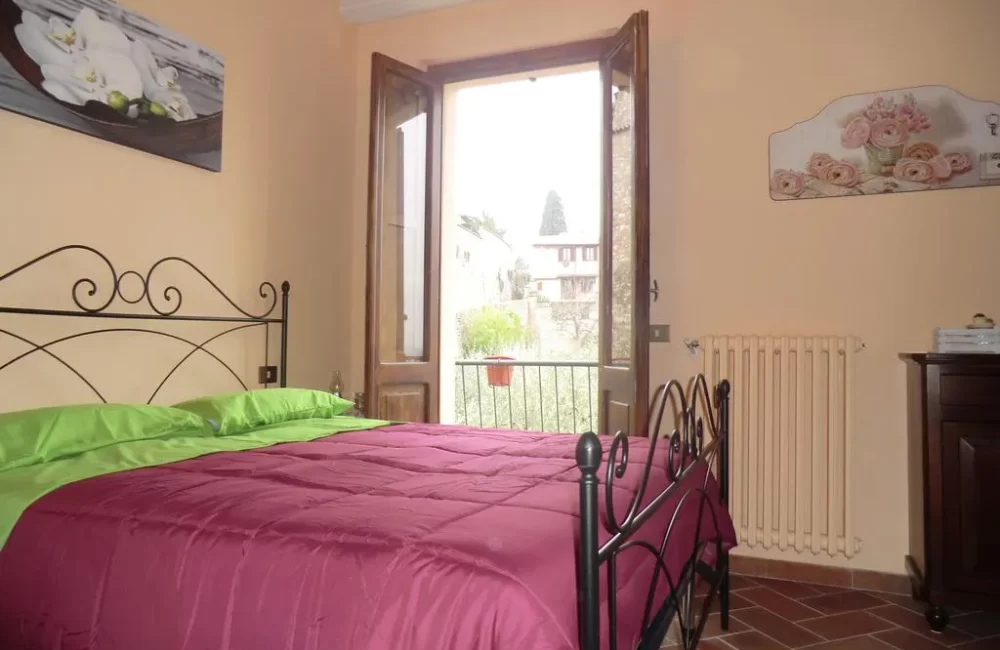residenza-vacanze-spello-camera-con-balcone